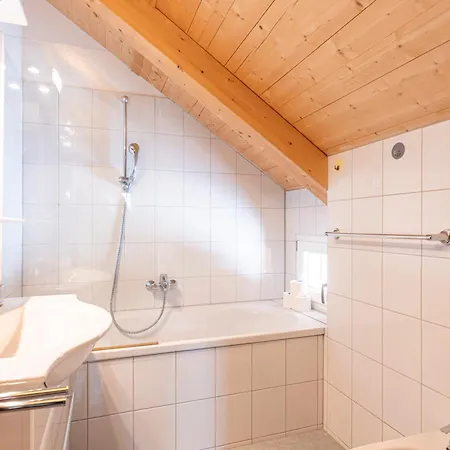 Almdorf Stadl By Alps Resorts Chalet