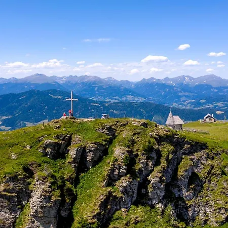 شاليه Almdorf Stadl By Alps *